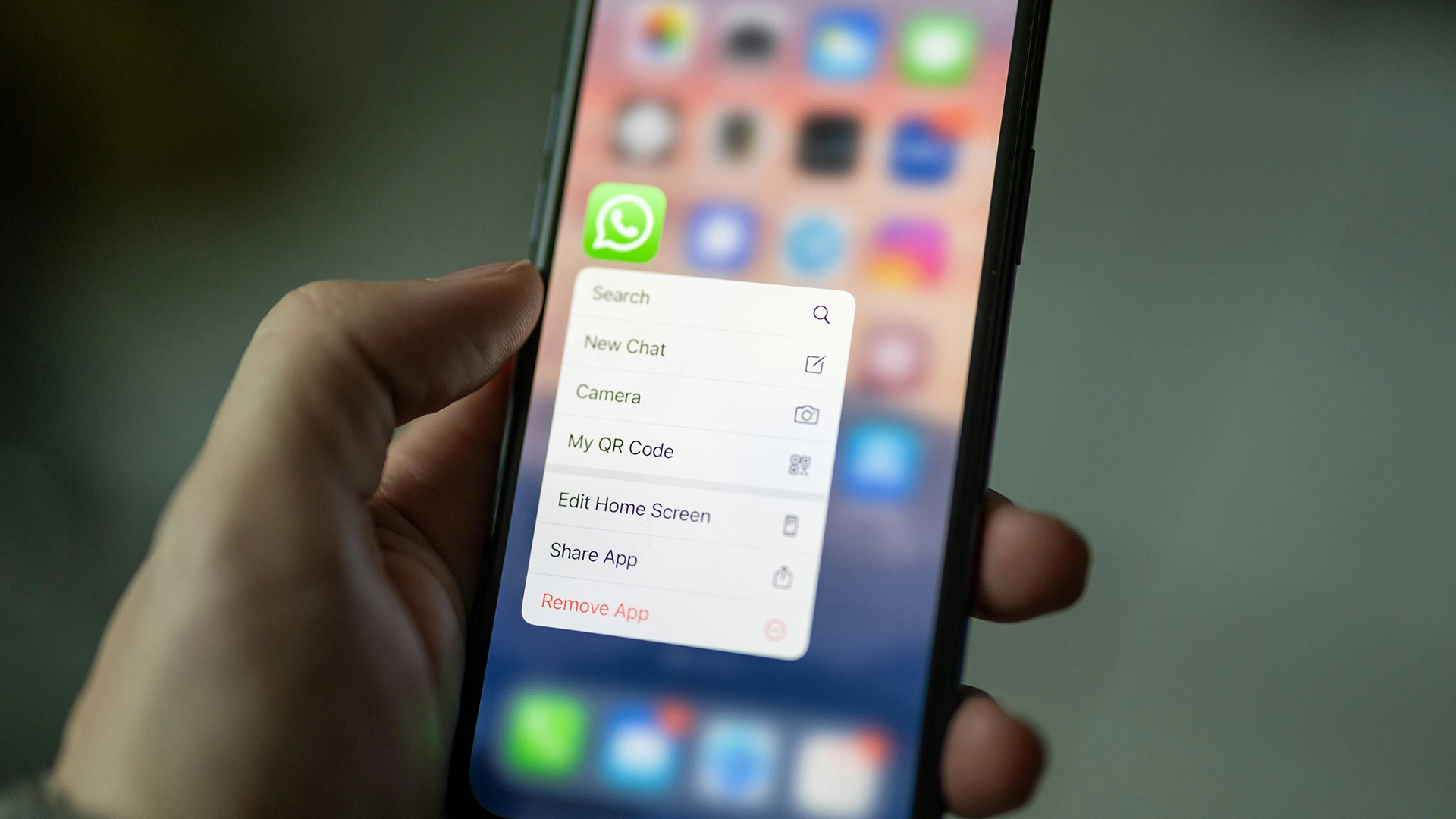 La Cámara de Representantes de los EE. UU. Prohíbe WhatsApp en Dispositivos Oficiales por Preocupaciones sobre los Datos