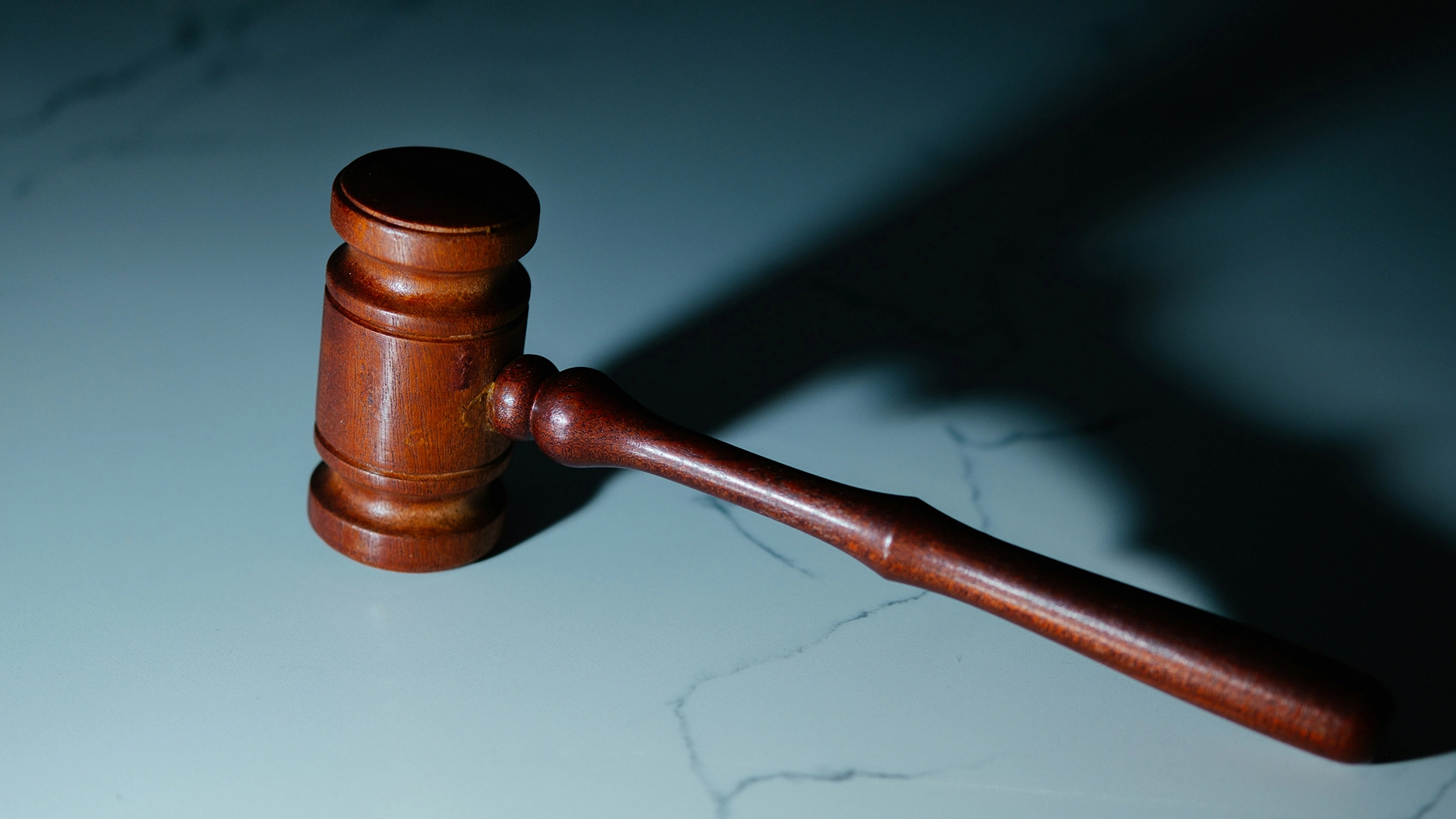 Bufete de Abogados de EE.UU. Toma Acción Legal Contra NordVPN por Supuesto Precio de Auto-Renovación “Engañoso”